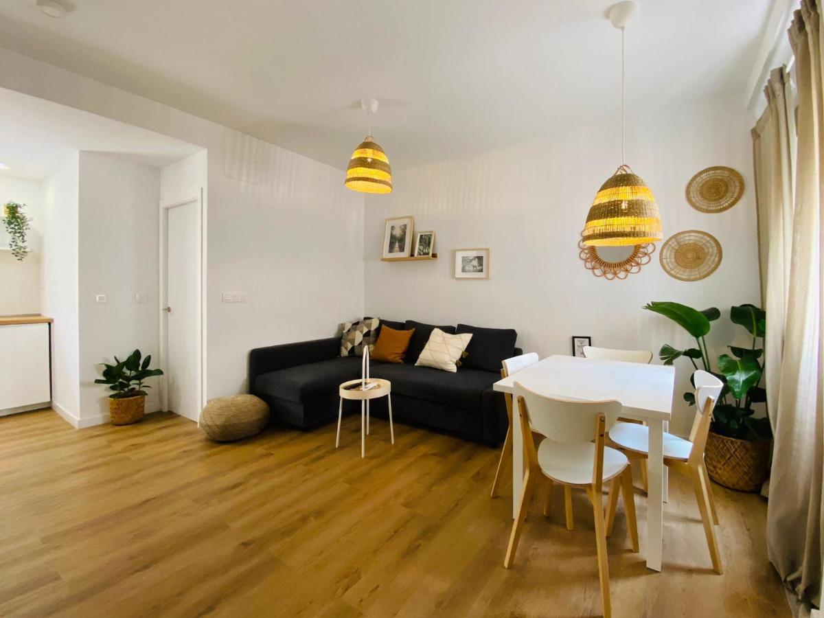 Thyssen Wabi Malaga Apartment Luaran gambar