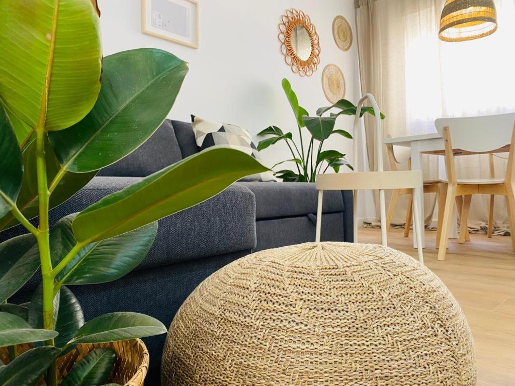 Thyssen Wabi Malaga Apartment Luaran gambar