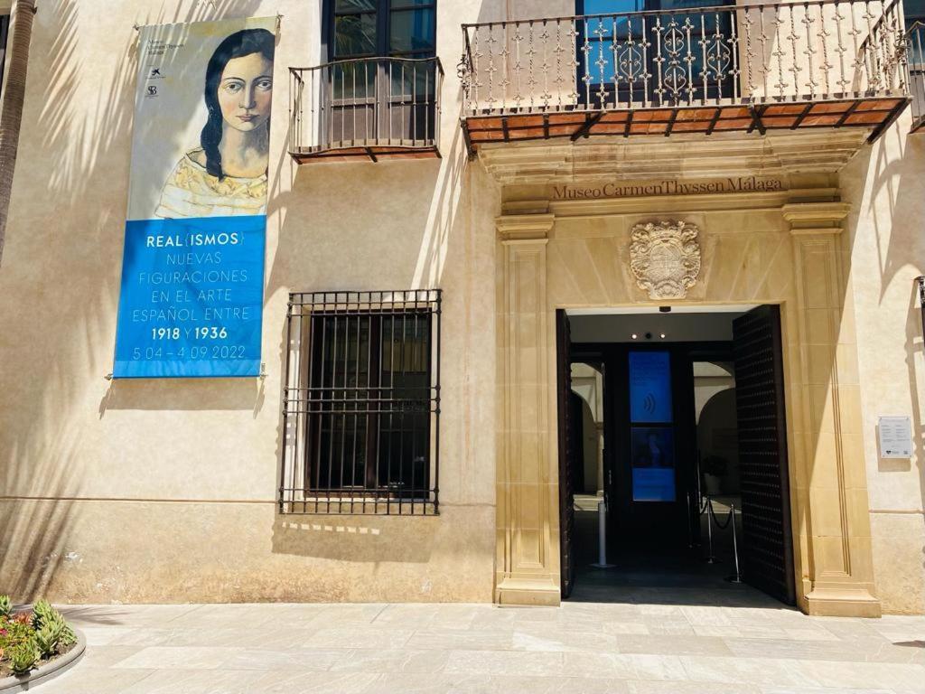 Thyssen Wabi Malaga Apartment Luaran gambar